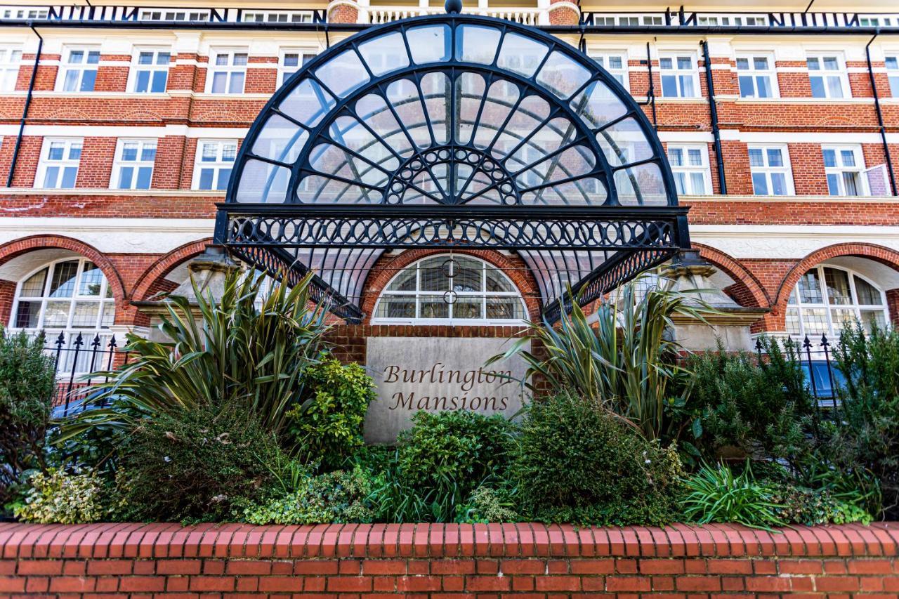 Holiday Beach Flat In Bournemouth, England, Ukアパートメント エクステリア 写真